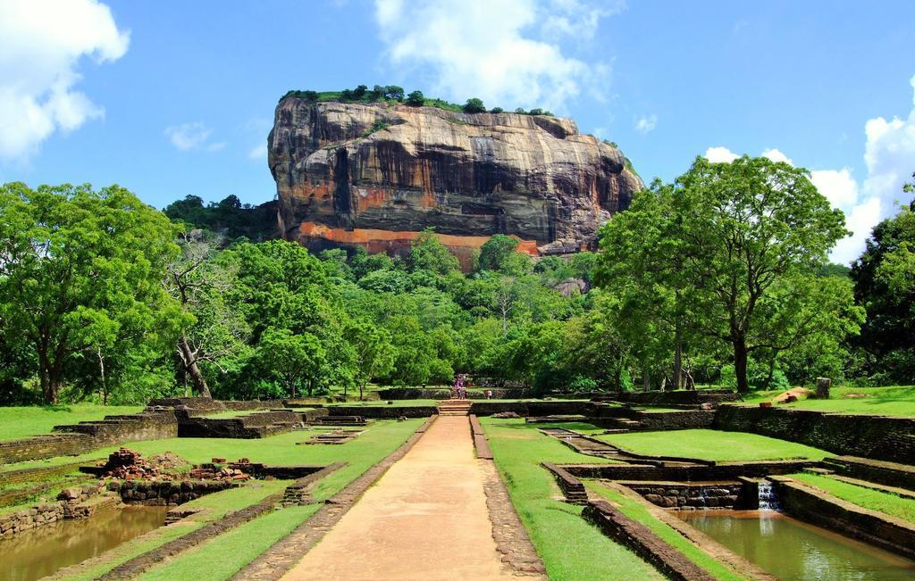 Sigiri La Veranda Lodge Kibissa ภายนอก รูปภาพ